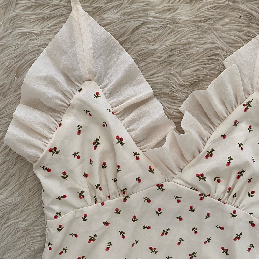 Sister Jane Reel Rose Cami Midi Dress Ruffle Neckline Cream Red Floral Print - Picture 3 of 12